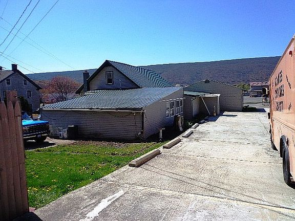 4th image of 5272 Lycoming Mall Dr