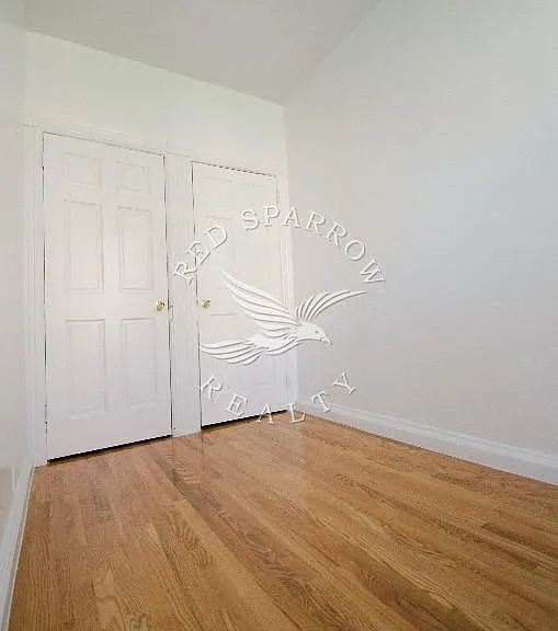 178 E 109th St #FOUR — Photo 6