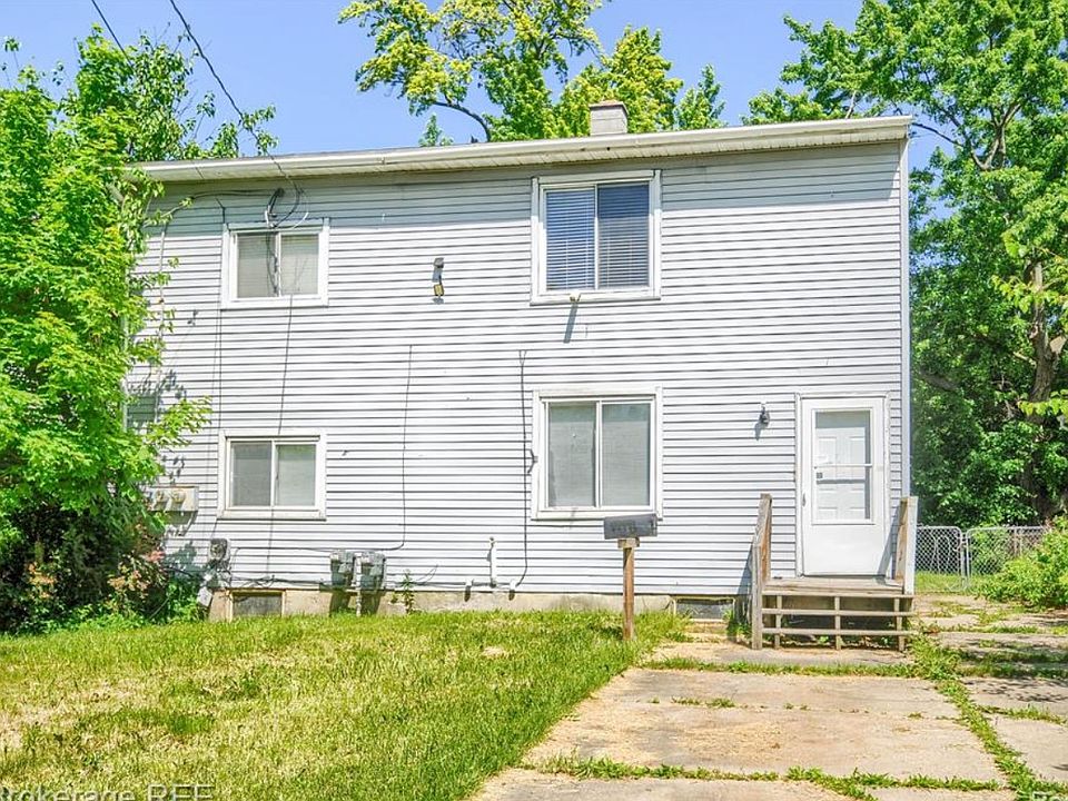 1st image of 1414 N Lynch Ave #2