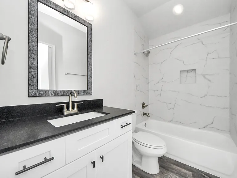 688 Swallow Dr — Photo 35