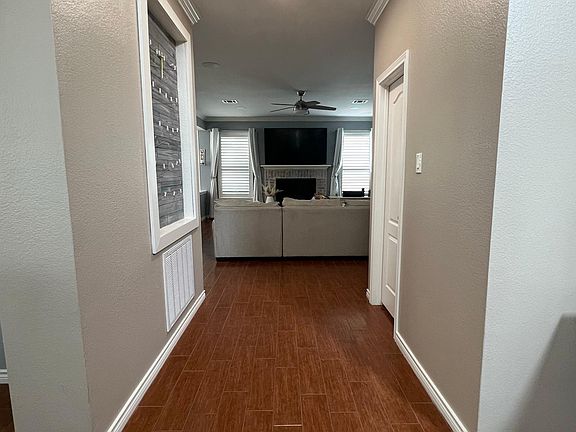 5th image of 8005 Mount Shasta Cir