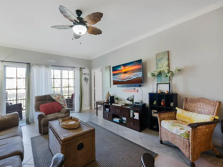7000 Seawall Blvd #524 — Photo 8