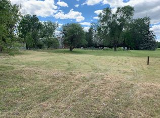 8271 37th St SE, Jamestown, ND 58401
