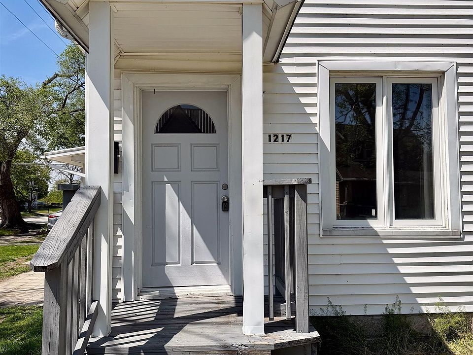 1217 Rawlins St, photo 6