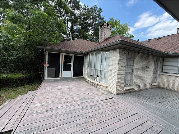 2nd image of 535 Brandon Rd