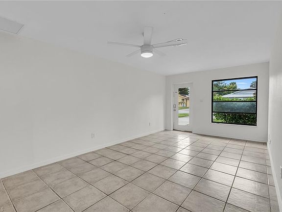 3rd image of 11581 Chapman AVE