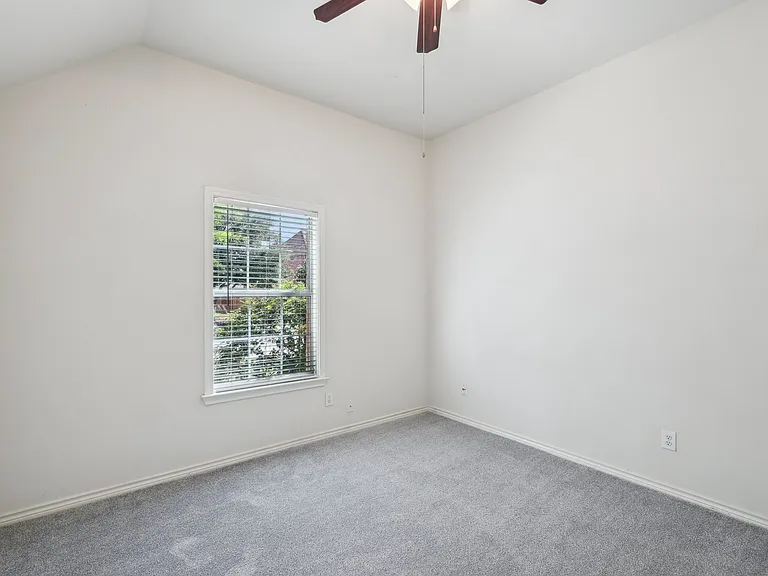 1280 Seymour Dr — Photo 18