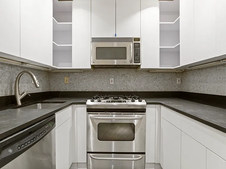 159 Bleecker St #3B — Photo 3