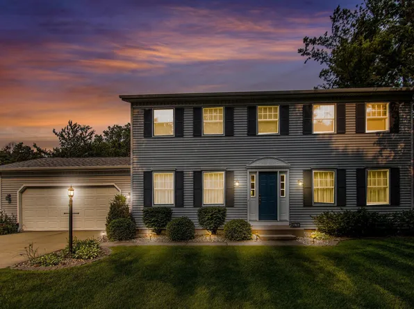 50780 Sherwood Dr, Granger, IN 46530