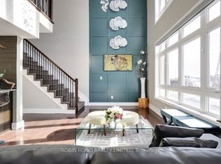 77 Colonnade Rd N #F, Ottawa, ON K2E0A8