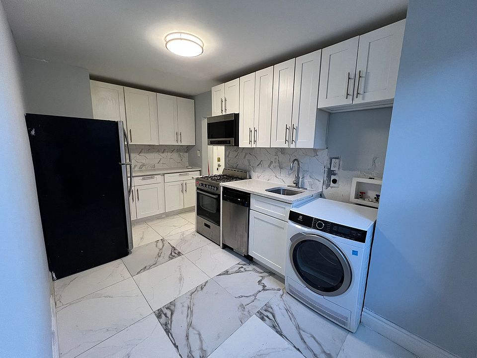 1st image of 20 Fulton Ave #21E