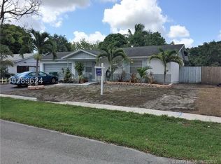 7800 NW 47th Ct, Lauderhill, FL 33351