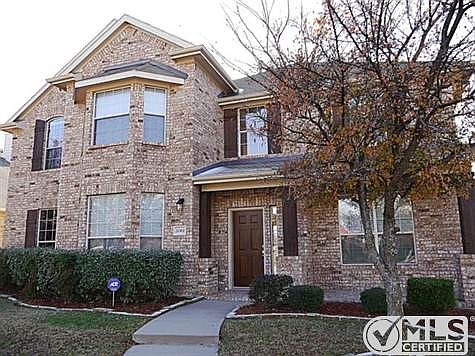 2nd image of 2061 Glencoe Dr
