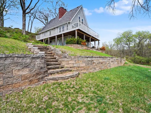 4946 Sioux Ct, Mc Louth, KS 66054