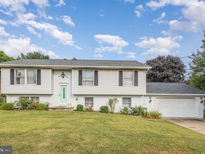 155 Schoolhouse Rd, Palmyra, PA, 17078