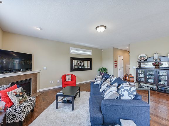 4th image of 5806 NE 62nd Cir