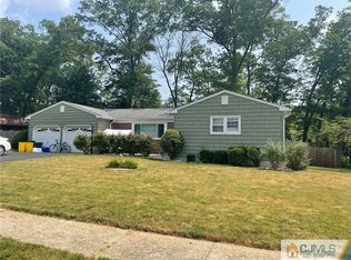 1 Colt Ct, East Brunswick, NJ 08816