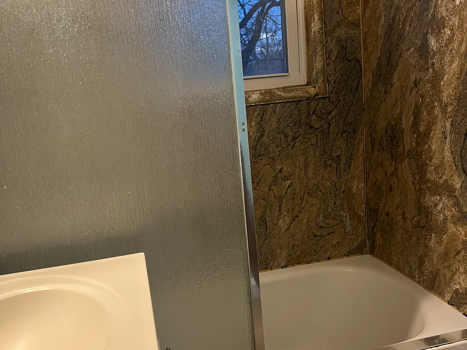 3 bed, $2,800 — Photo 2