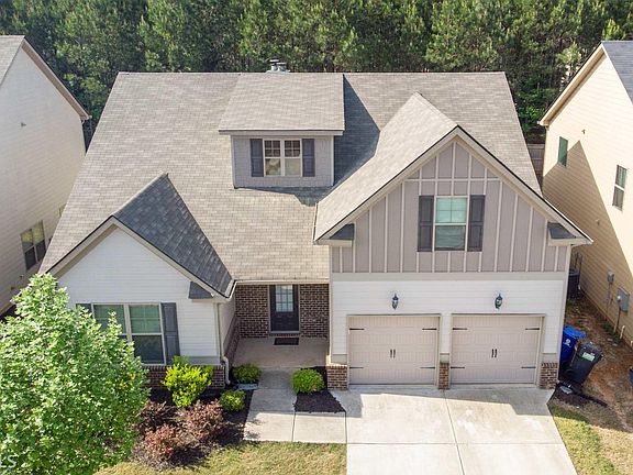 2nd image of 27 Greencove Ct