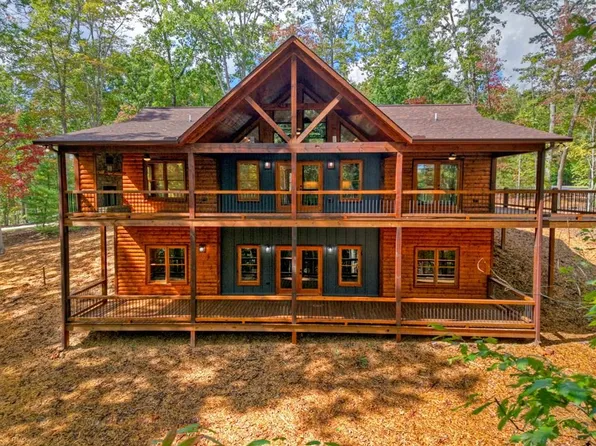 117 Stuart Ridge Rd, Mineral Bluff, GA 30559