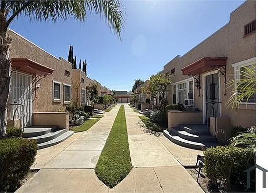 1 bed, 620 sqft, $2,050 — Photo 2