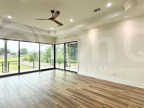5th image of 111 Tylee Cir