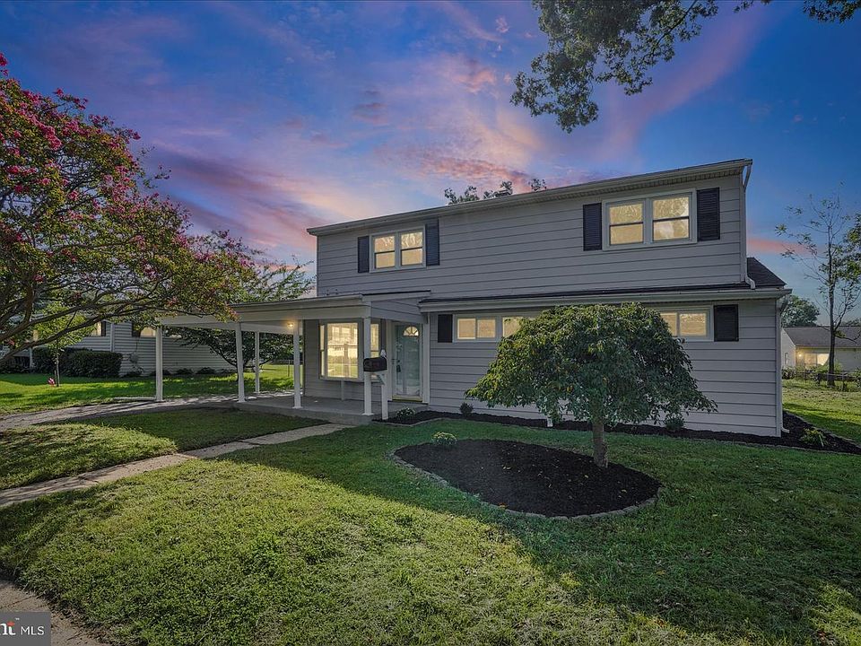 1st image of 1011 Somerset Dr