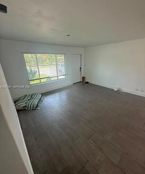 1730 SW 65th Ave — Photo 6
