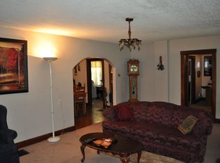 1809 N Drury Ave, Springfield, MO 65802
