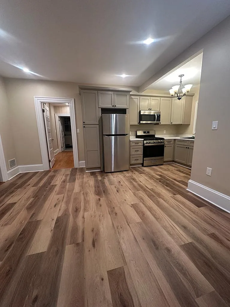 2 bed, 1500 sqft, $2,000 — Photo 1
