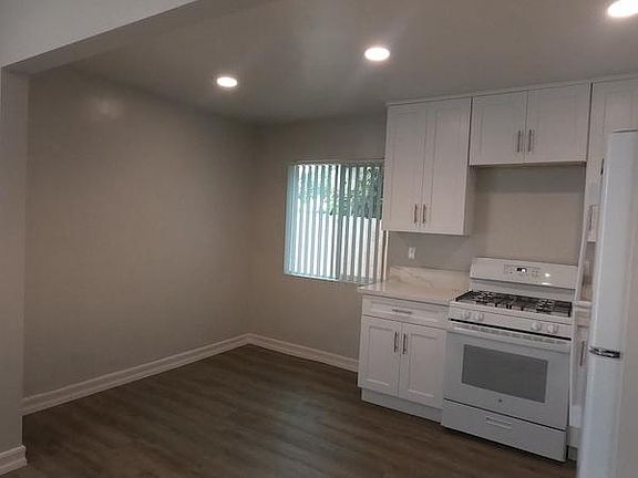 4th image of 586 Glover Ave #C