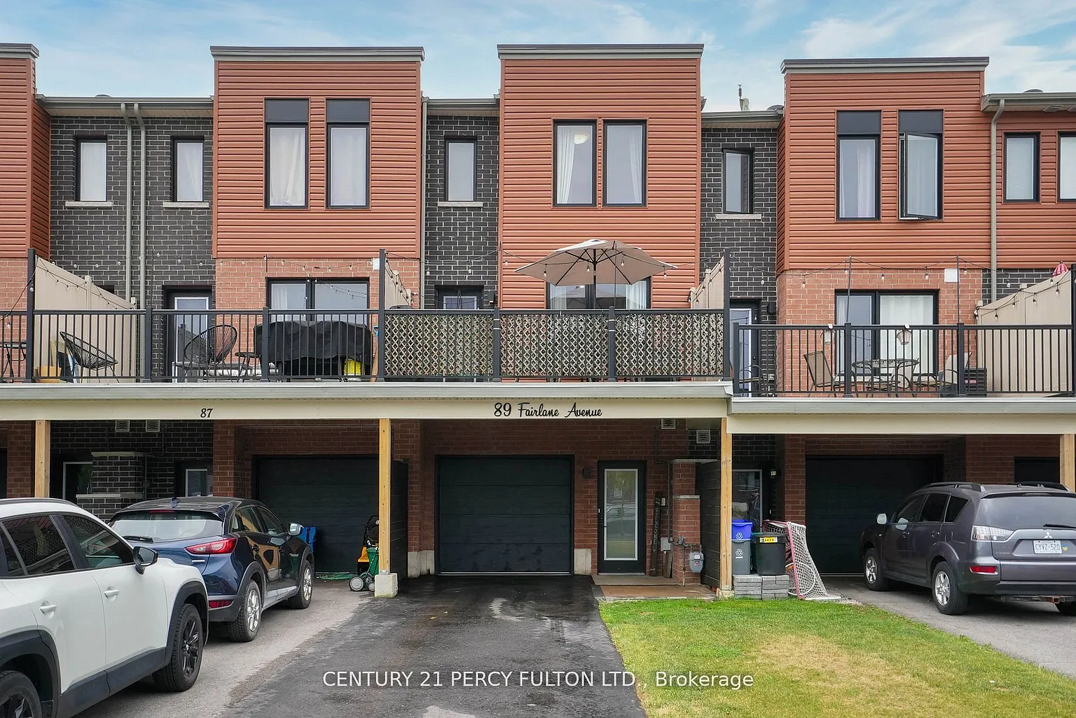 89 Fairlane Ave photo 1