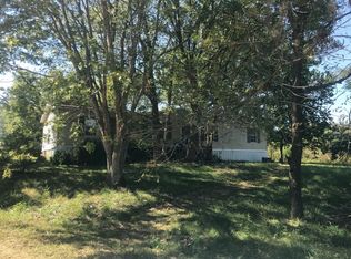 17650 Ithaca Ln, Neosho, MO 64850