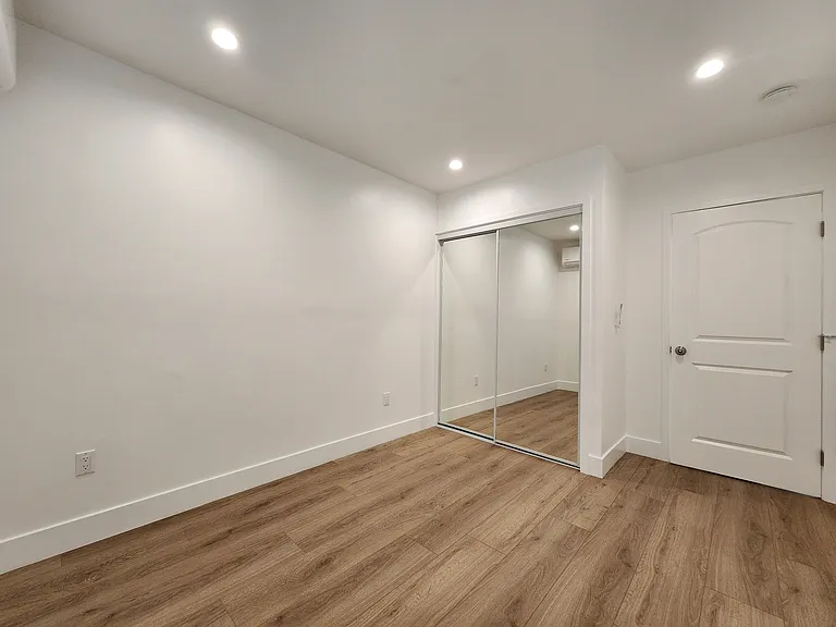 438 Ivy St #B — Photo 10