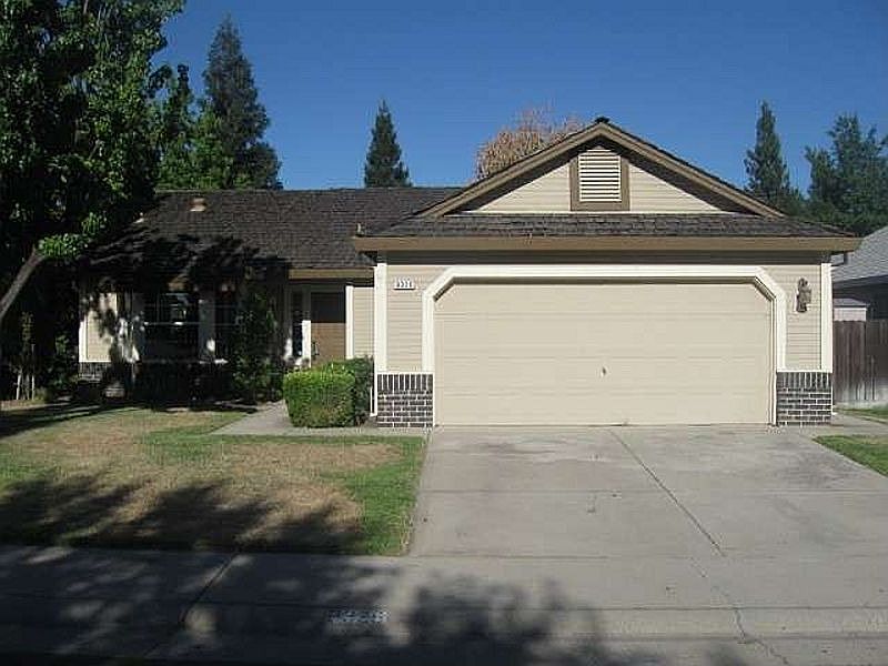 2nd image of 8326 Foss Lake Way