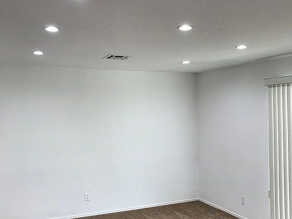  Recessed lighting