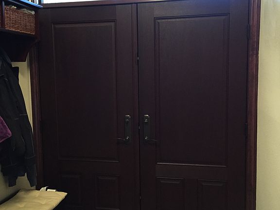 4th image of 3843 Radcliffe Ln