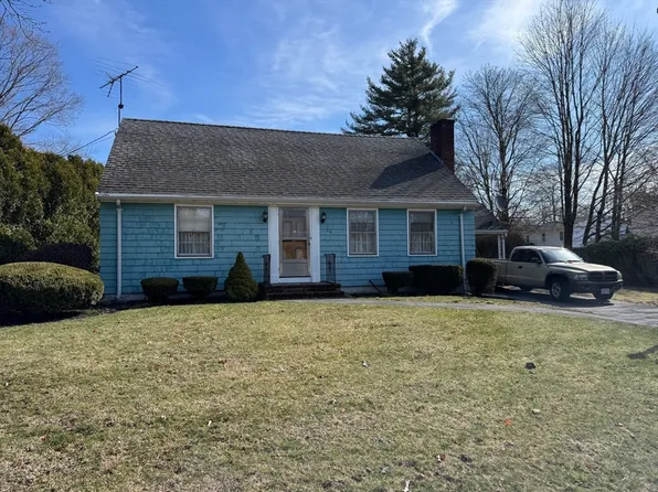 678 Plain St, Brockton, MA 02302