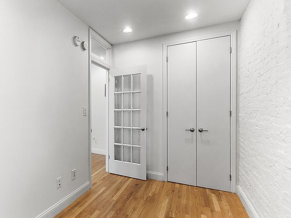 5th image of 128 W 13th St APT 12