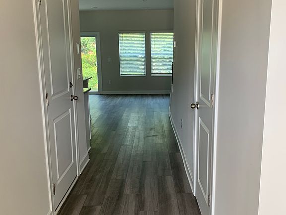 2nd image of 1209 Plumcrest Dr