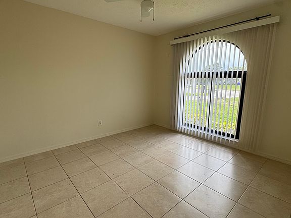 5th image of 5045 SE Primrose Way
