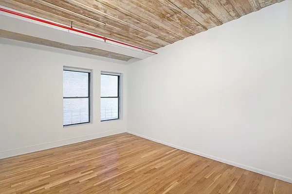 Rented by Bold New York | media 10