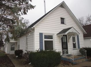 230 S Bureau Ave, Ladd, IL 61329
