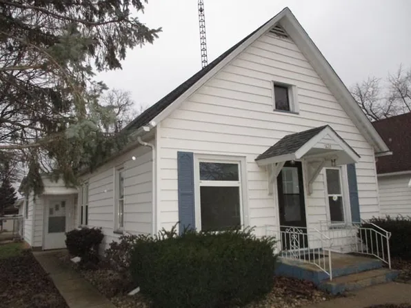 230 S Bureau Ave, Ladd, IL 61329