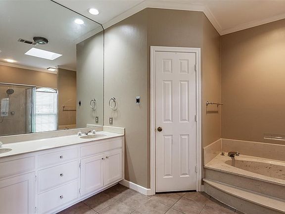 3rd image of 3601 Indian Wells Dr