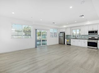 1301 E 27th St, Los Angeles, CA 90011
