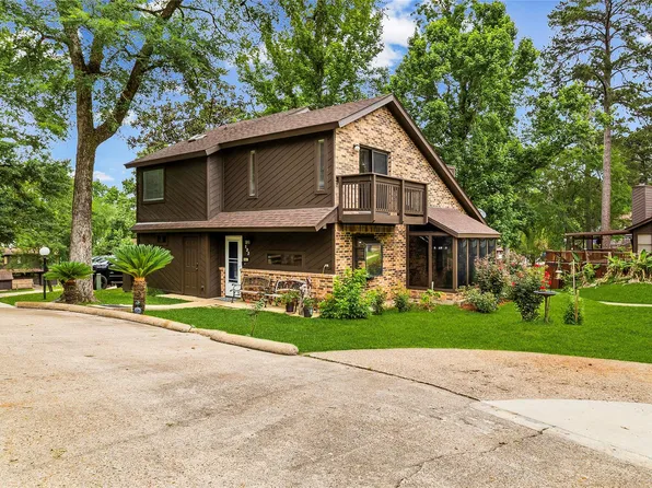 133 Fountain Lk #133, Livingston, TX 77351