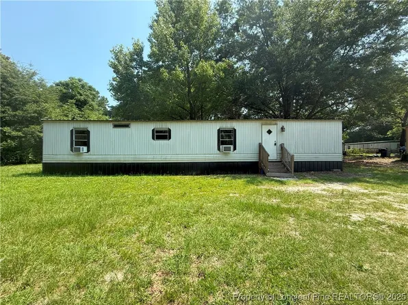 233 Americus Dr, Fayetteville, NC 28312