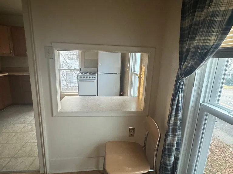 118 Hickory St #2 — Photo 4