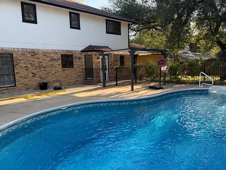 506 Pecos Trl — Photo 21